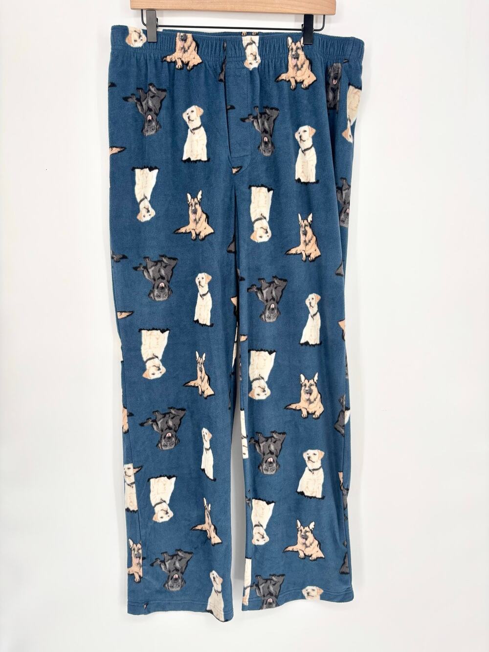 Croft and Barrow Men’s Fleece Dog Graphic Pajama Pants Size L